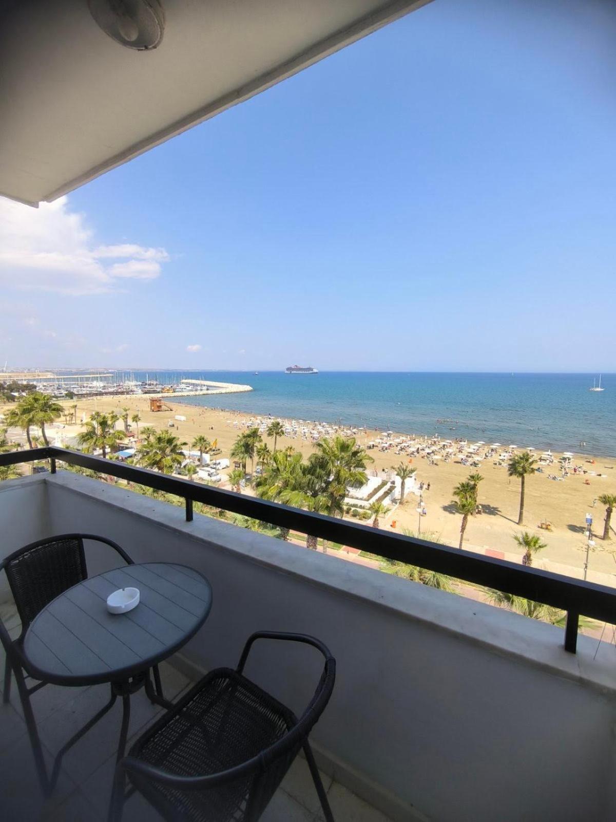 Sunorama Beach Garden - Seaview Larnaca Buitenkant foto